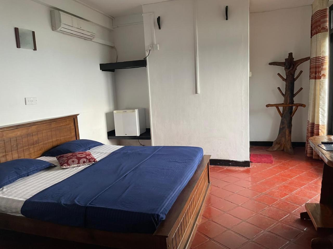 Kandy Gem Inn Blue Hotel Екстер'єр фото