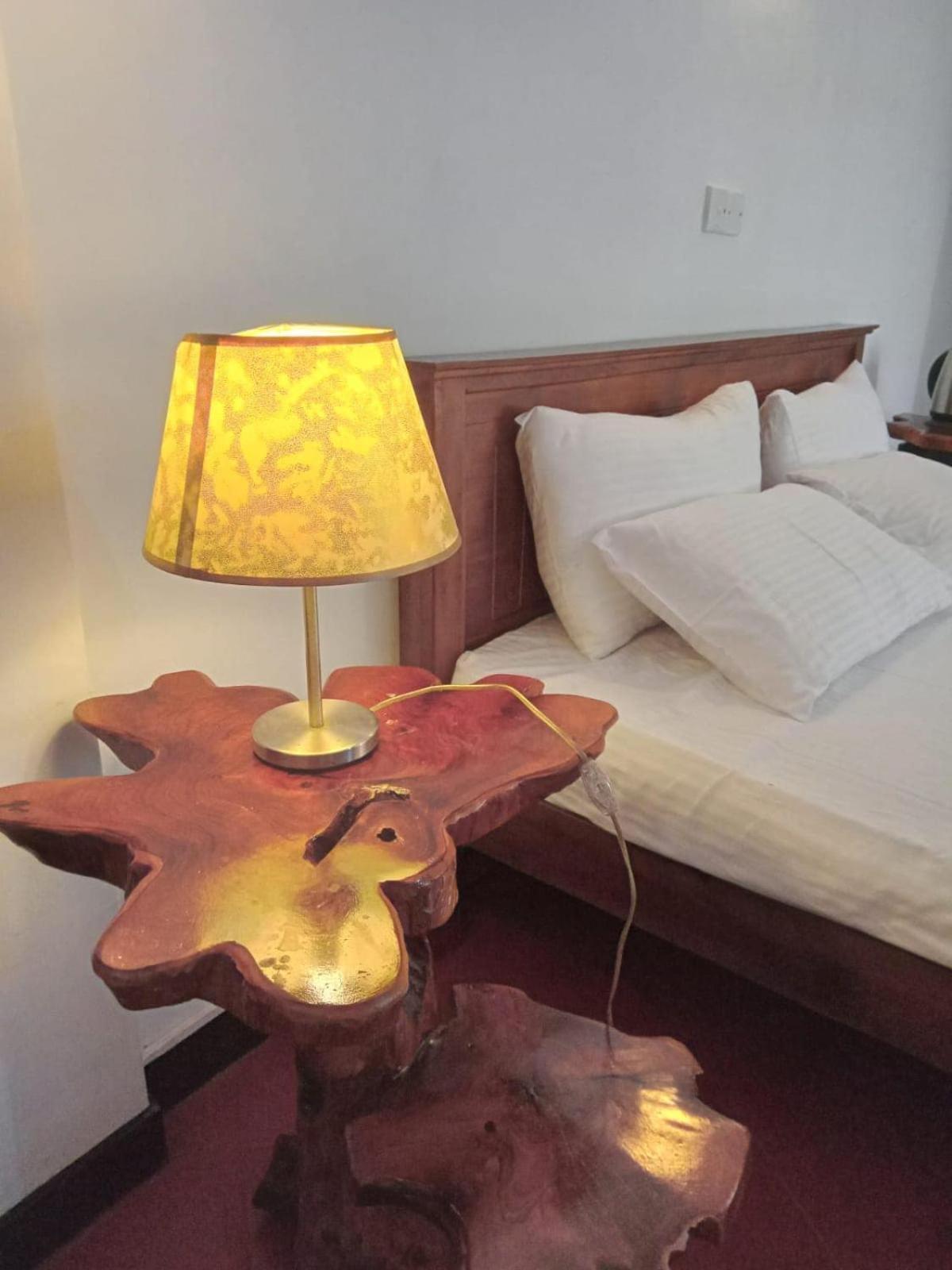 Kandy Gem Inn Blue Hotel Екстер'єр фото
